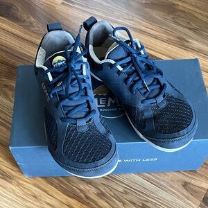 Lems Primal 2 unisex, navy, men’s 8; women’s 9.5.